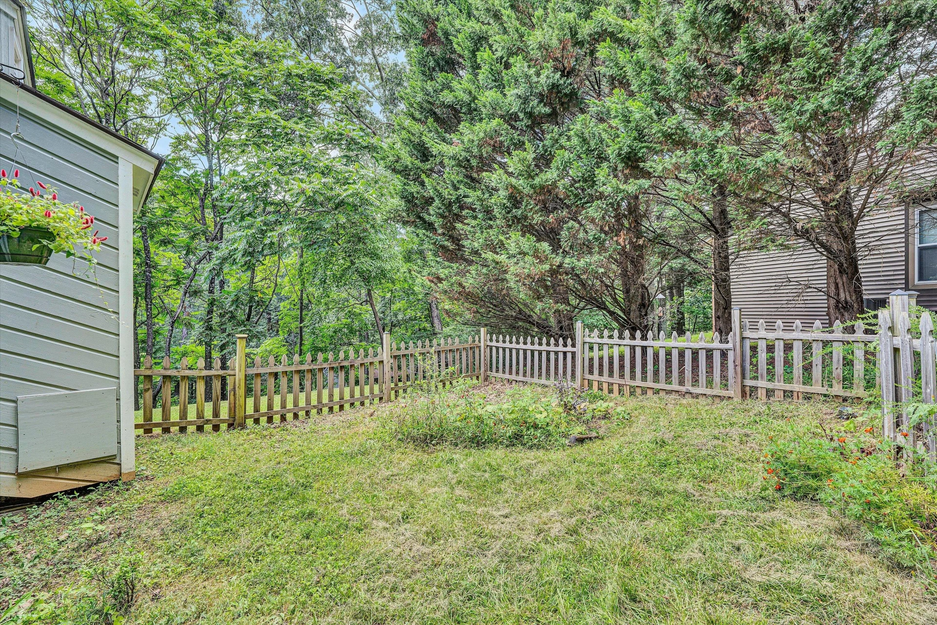 7495 Fernway DR - Photo 44