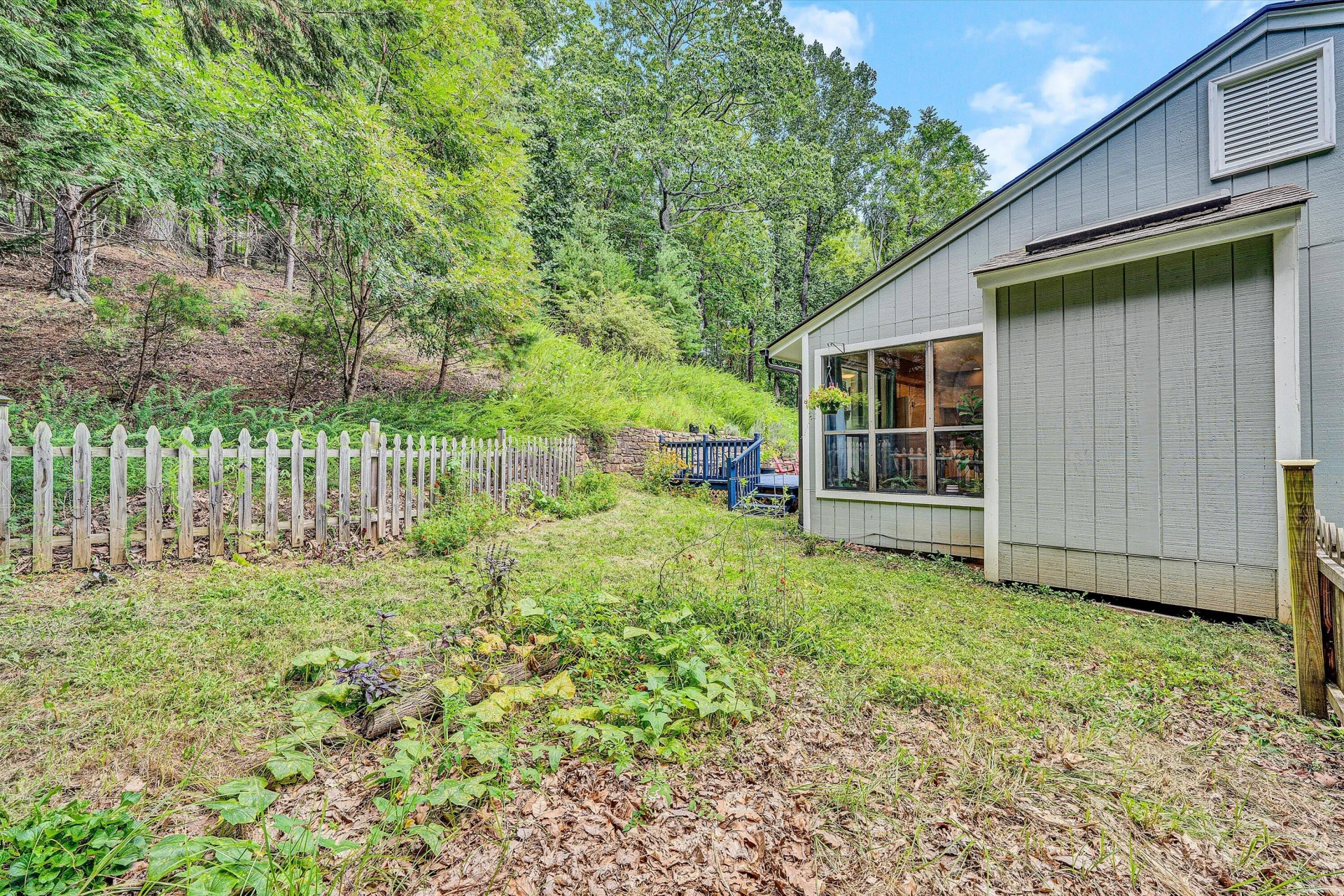 7495 Fernway DR - Photo 45