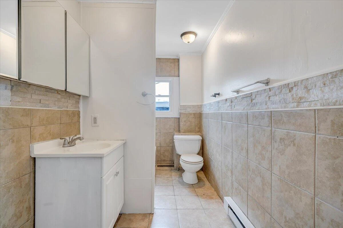 1241 Dale AVE SE - Photo 23