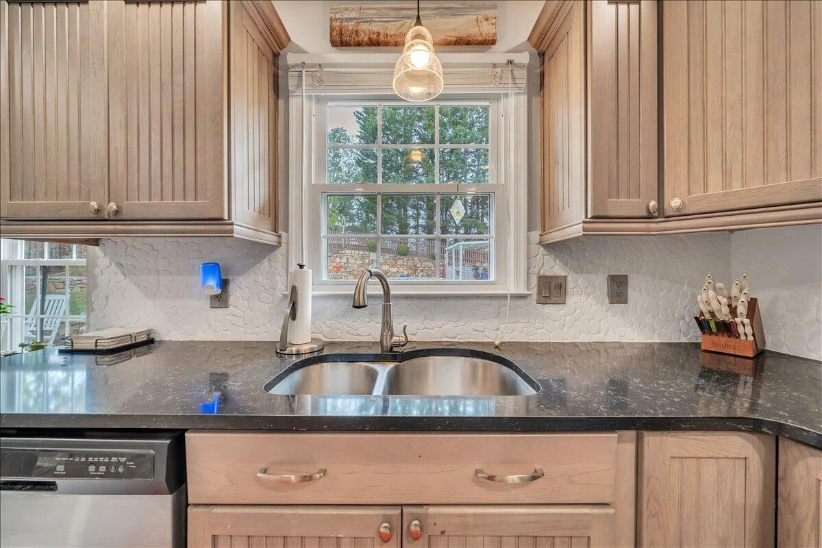 1713 Ashbury CT - Photo 19
