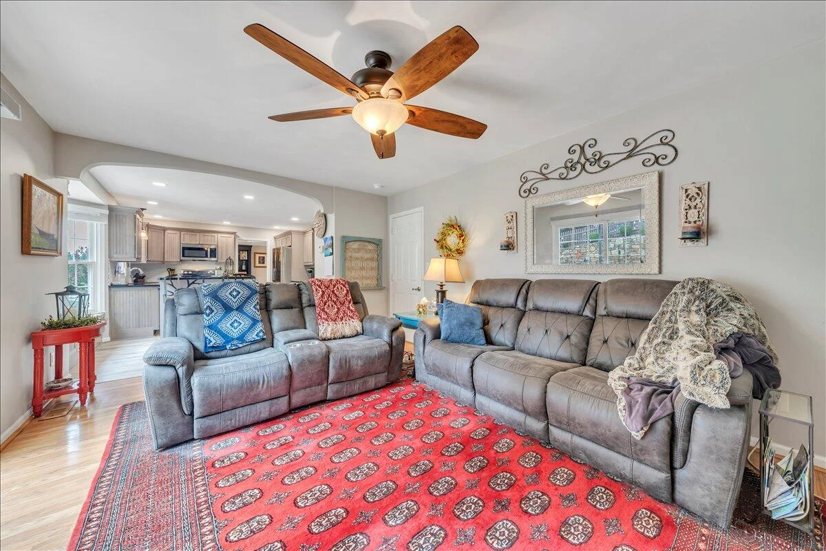 1713 Ashbury CT - Photo 22