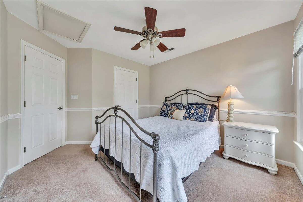 1713 Ashbury CT - Photo 25
