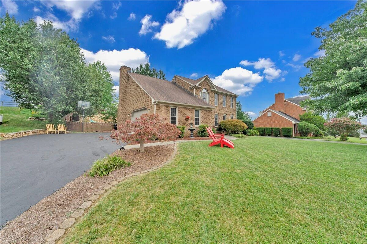 1713 Ashbury CT - Photo 65