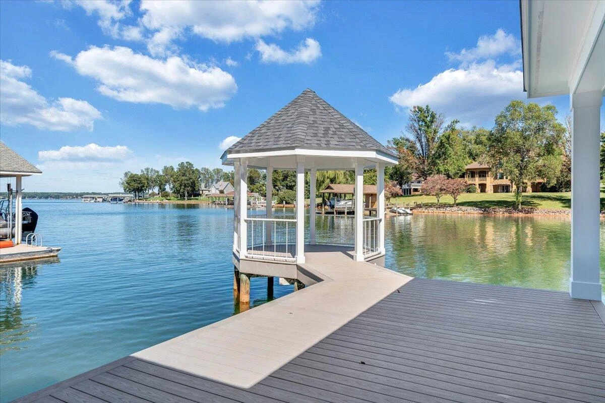 2650 Waters Edge DR - Photo 129