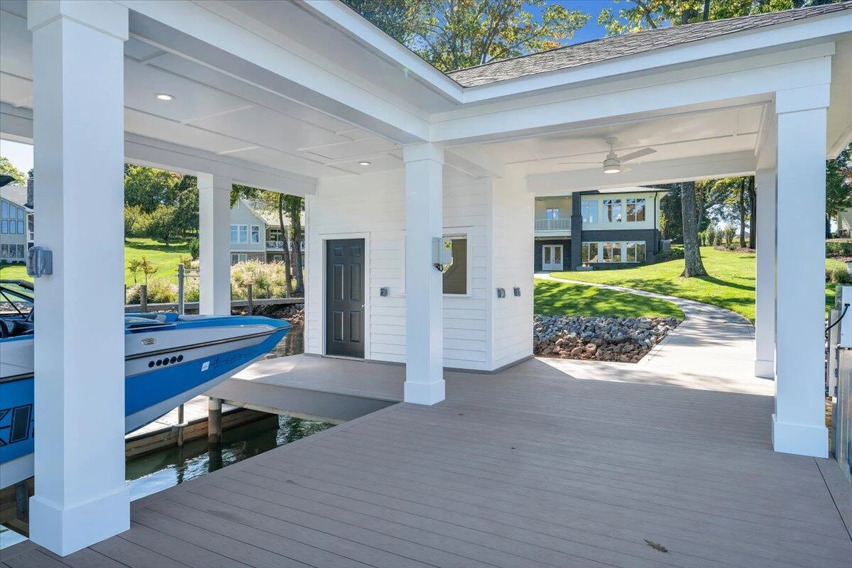 2650 Waters Edge DR - Photo 133