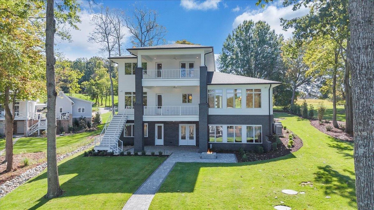 2650 Waters Edge DR - Photo 160