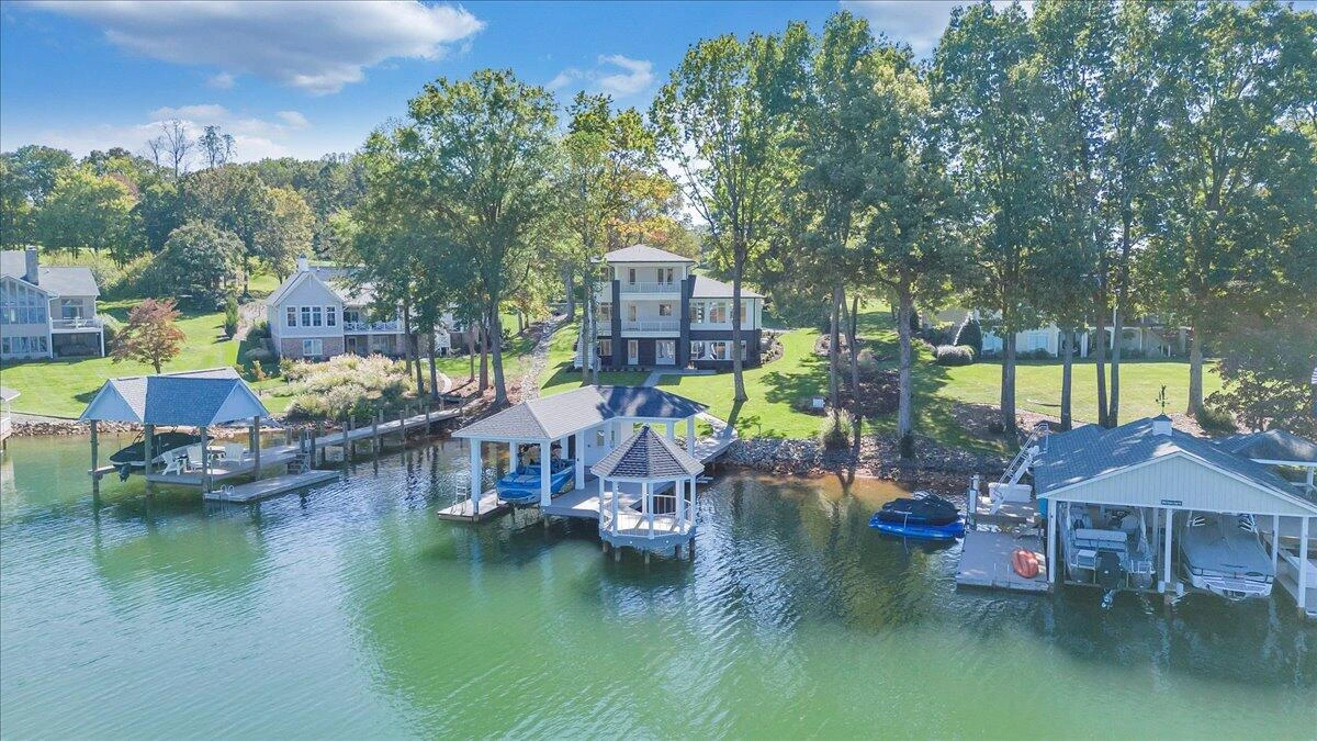 2650 Waters Edge DR - Photo 164