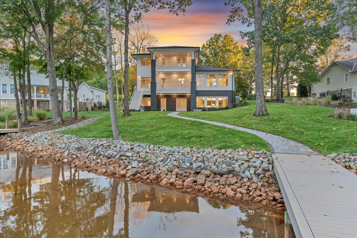2650 Waters Edge DR - Photo 181