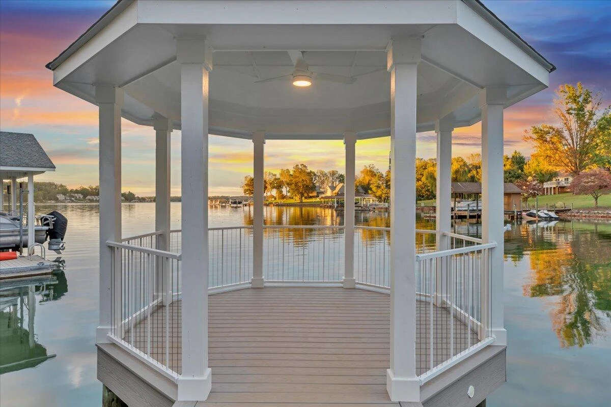 2650 Waters Edge DR - Photo 185