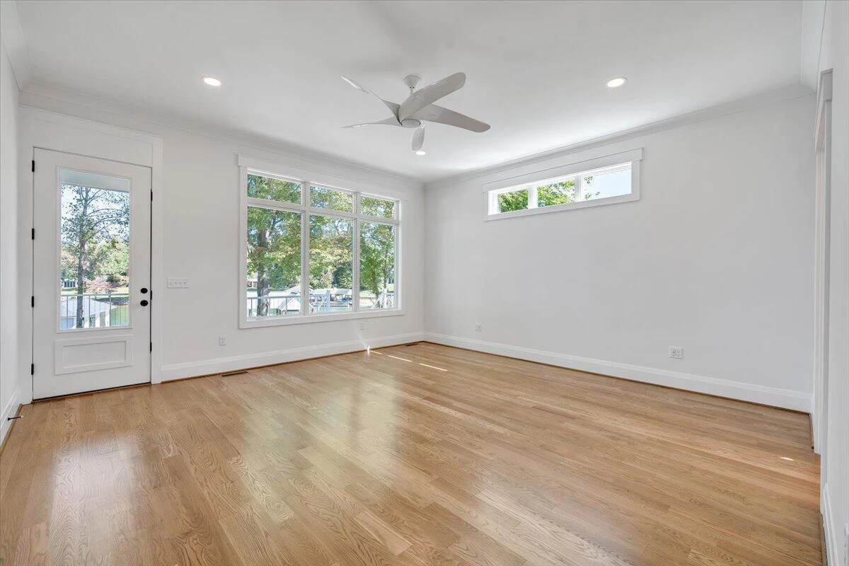 2650 Waters Edge DR - Photo 44