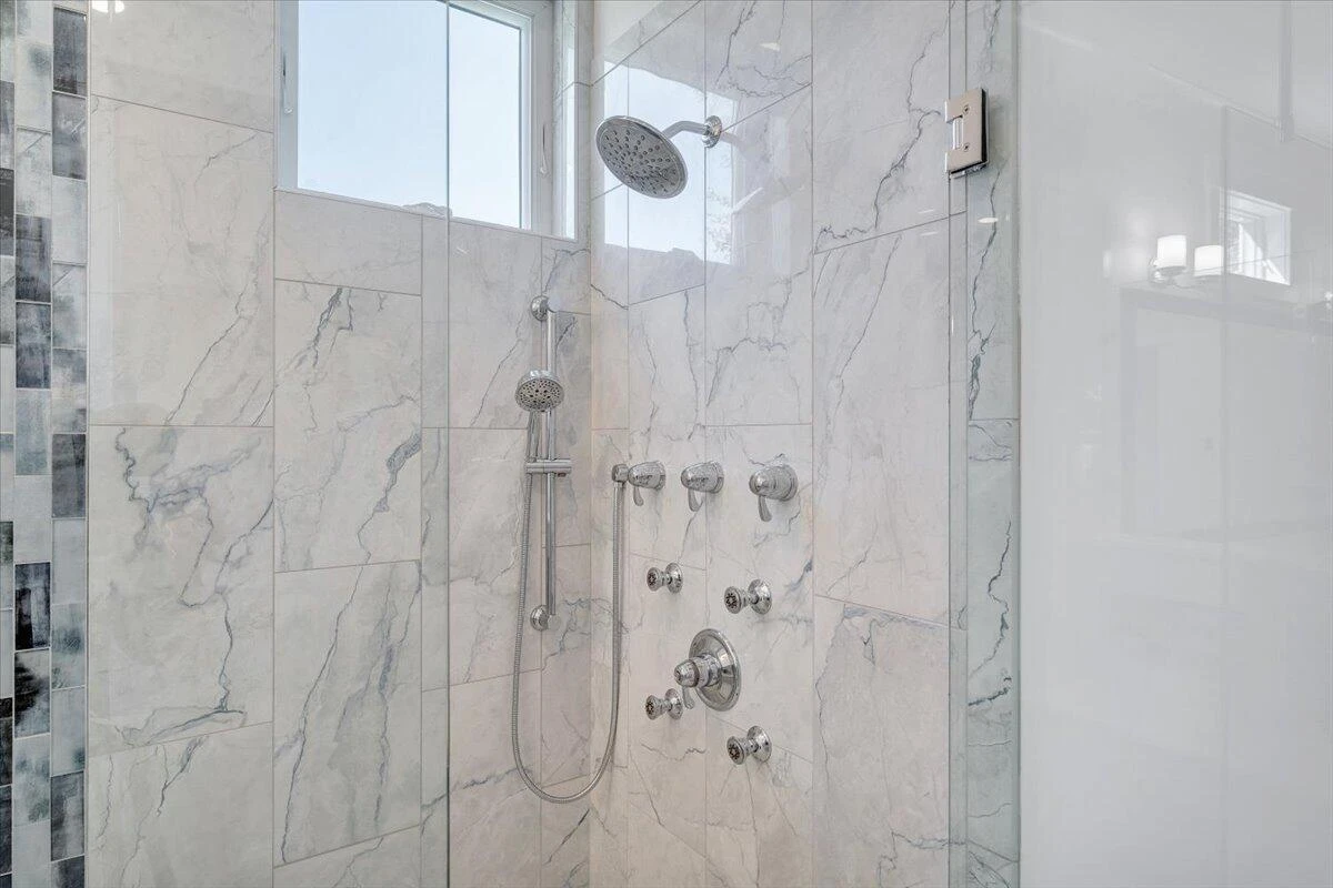 2650 Waters Edge DR - Photo 52