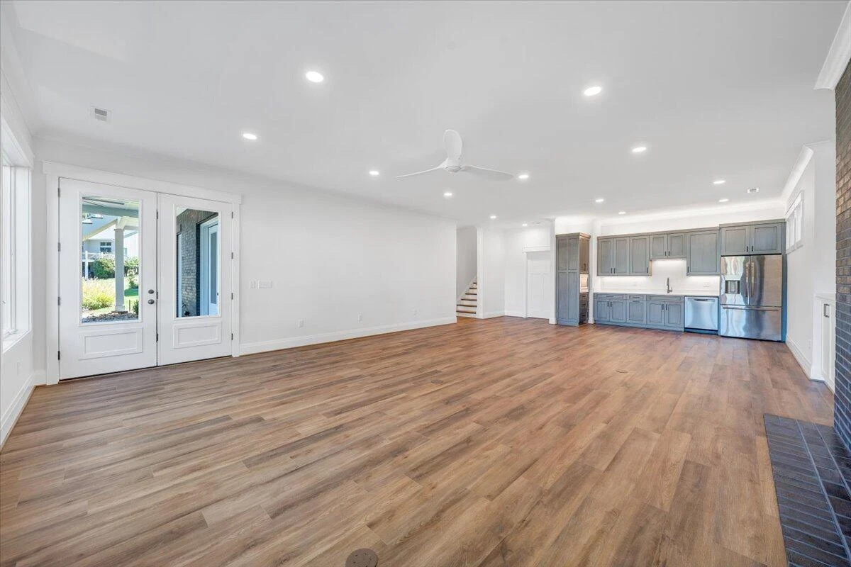 2650 Waters Edge DR - Photo 96