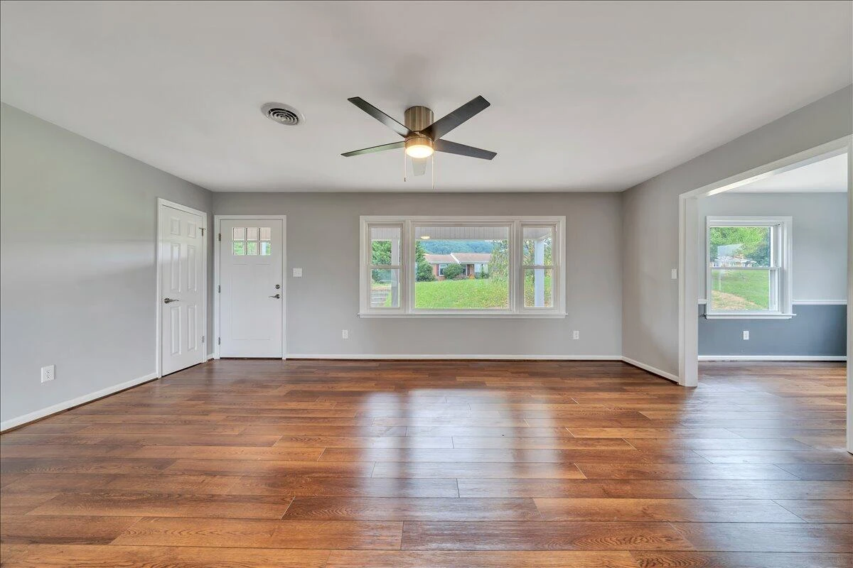 147 Daleview DR - Photo 13