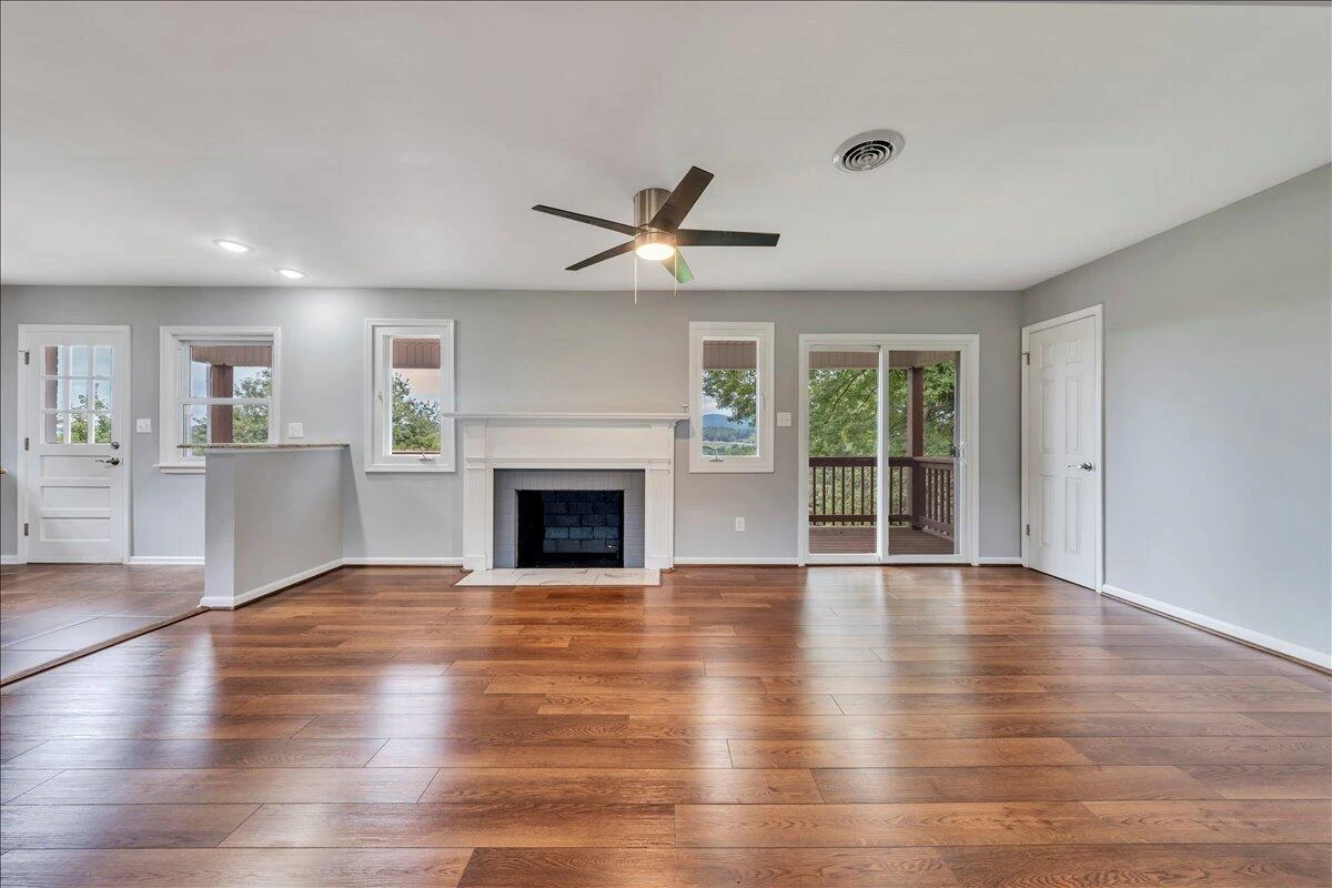 147 Daleview DR - Photo 14