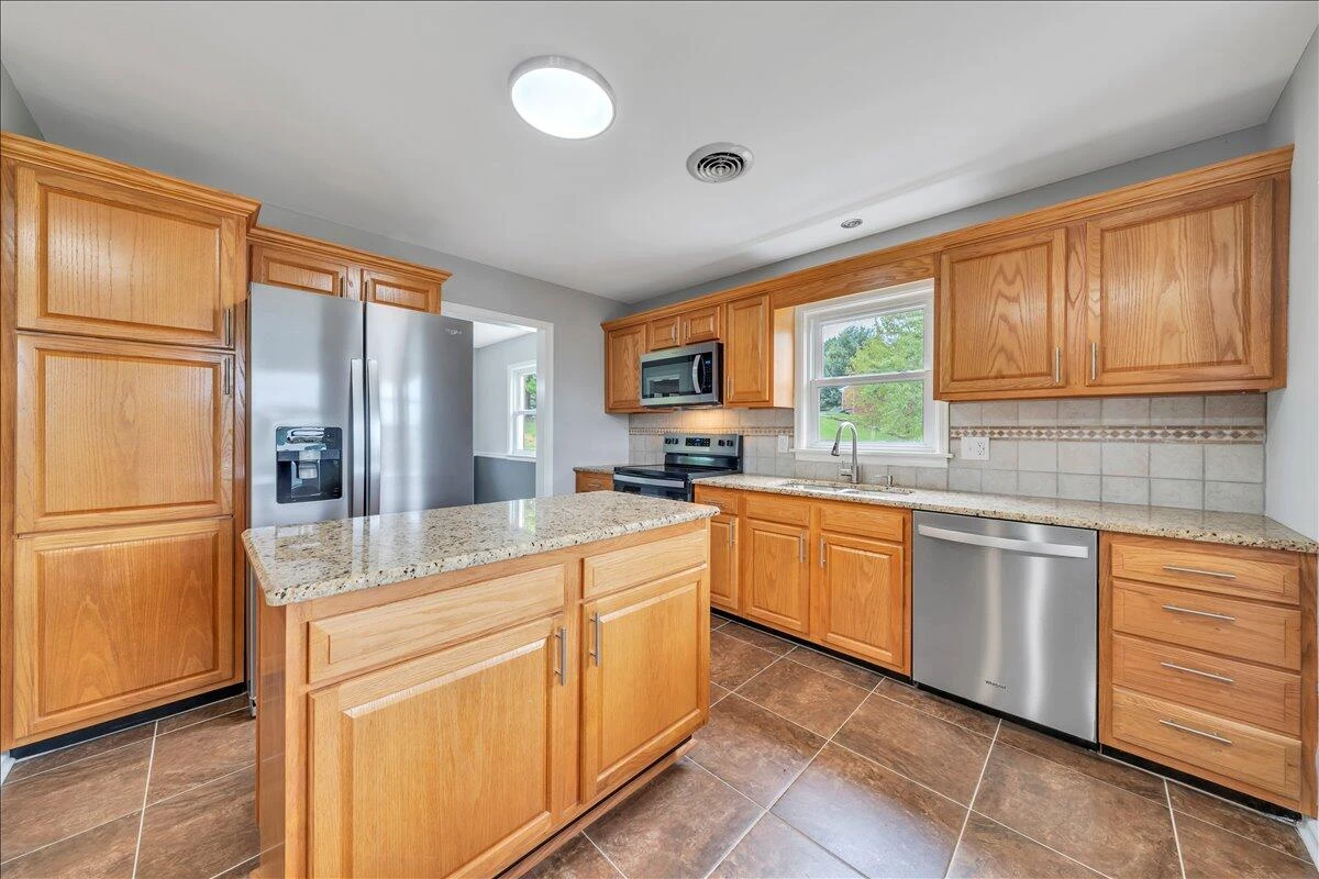 147 Daleview DR - Photo 18