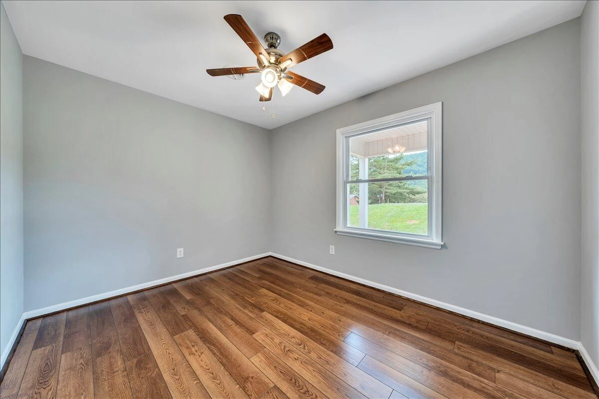 147 Daleview DR - Photo 22