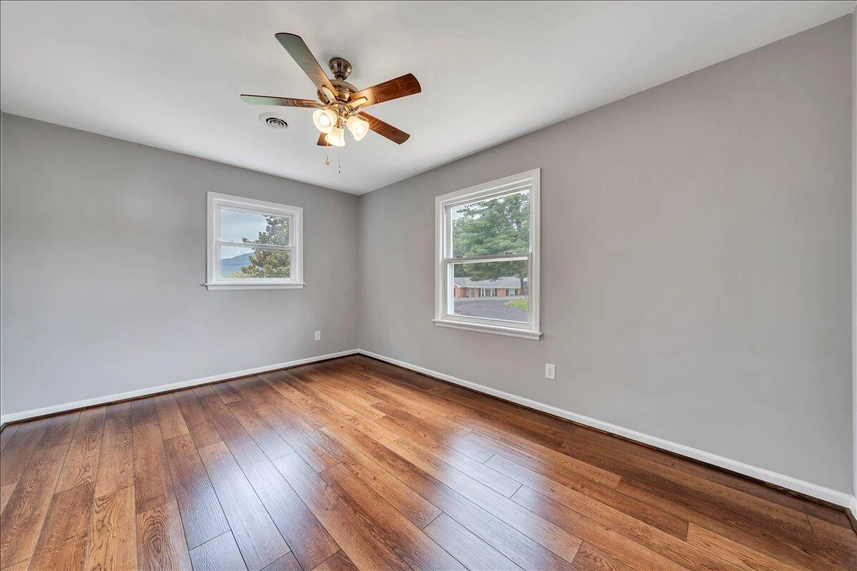 147 Daleview DR - Photo 27