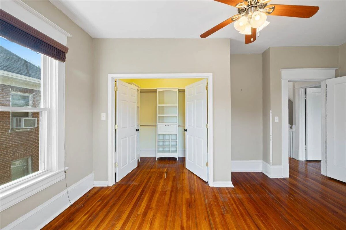 1714 Memorial AVE SW - Photo 18