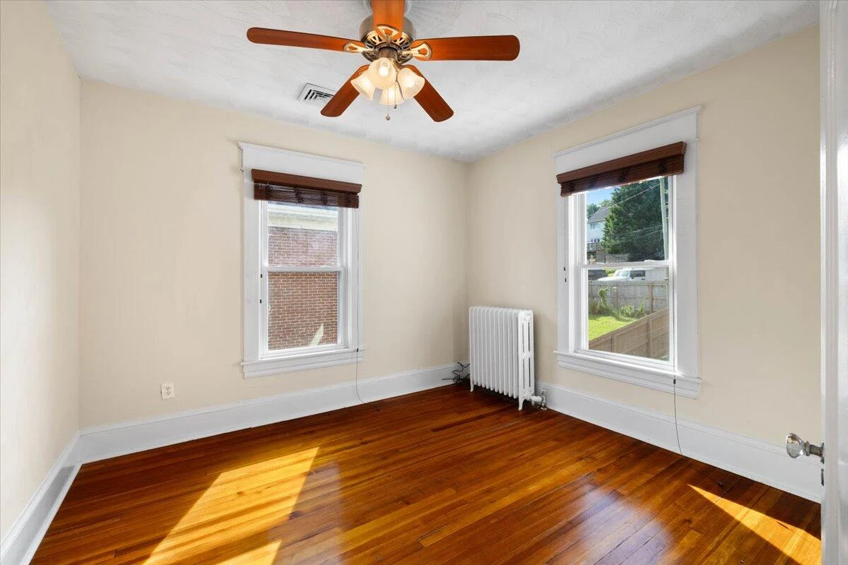1714 Memorial AVE SW - Photo 21