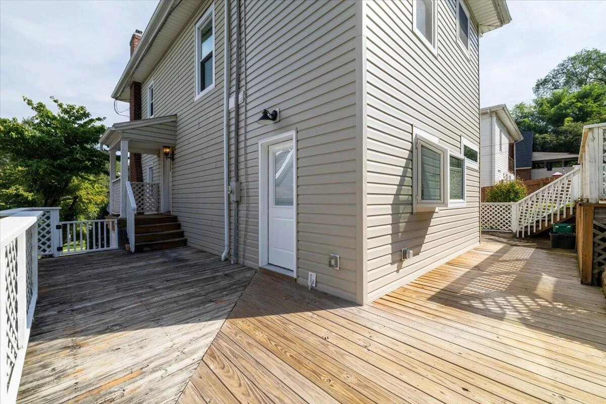1714 Memorial AVE SW - Photo 27