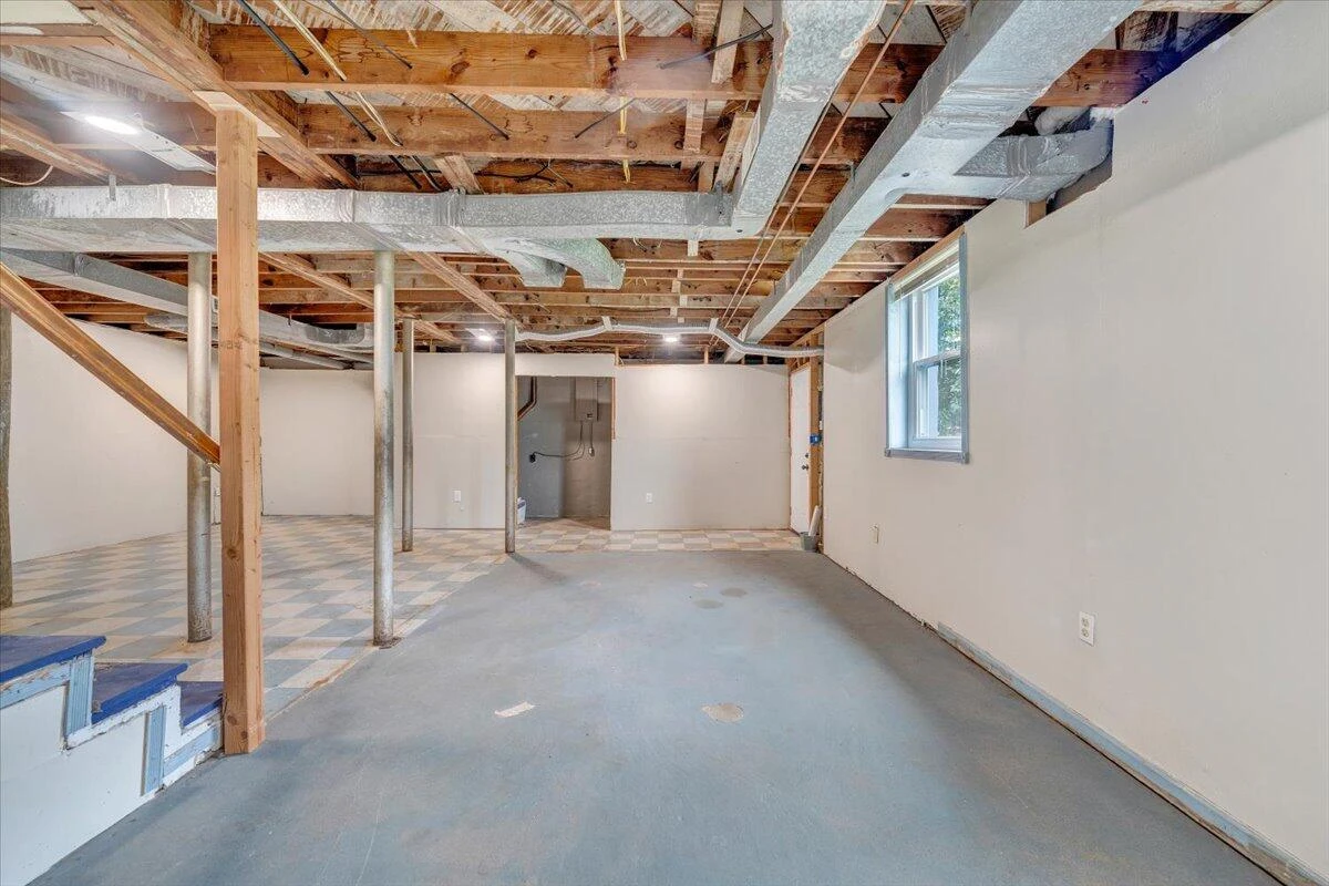 5333 Thornrose RD - Photo 36