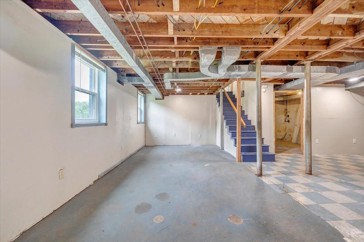 5333 Thornrose RD - Photo 37