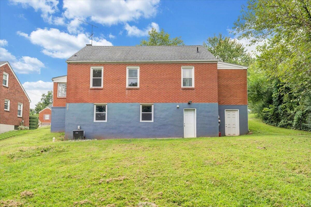 5333 Thornrose RD - Photo 43