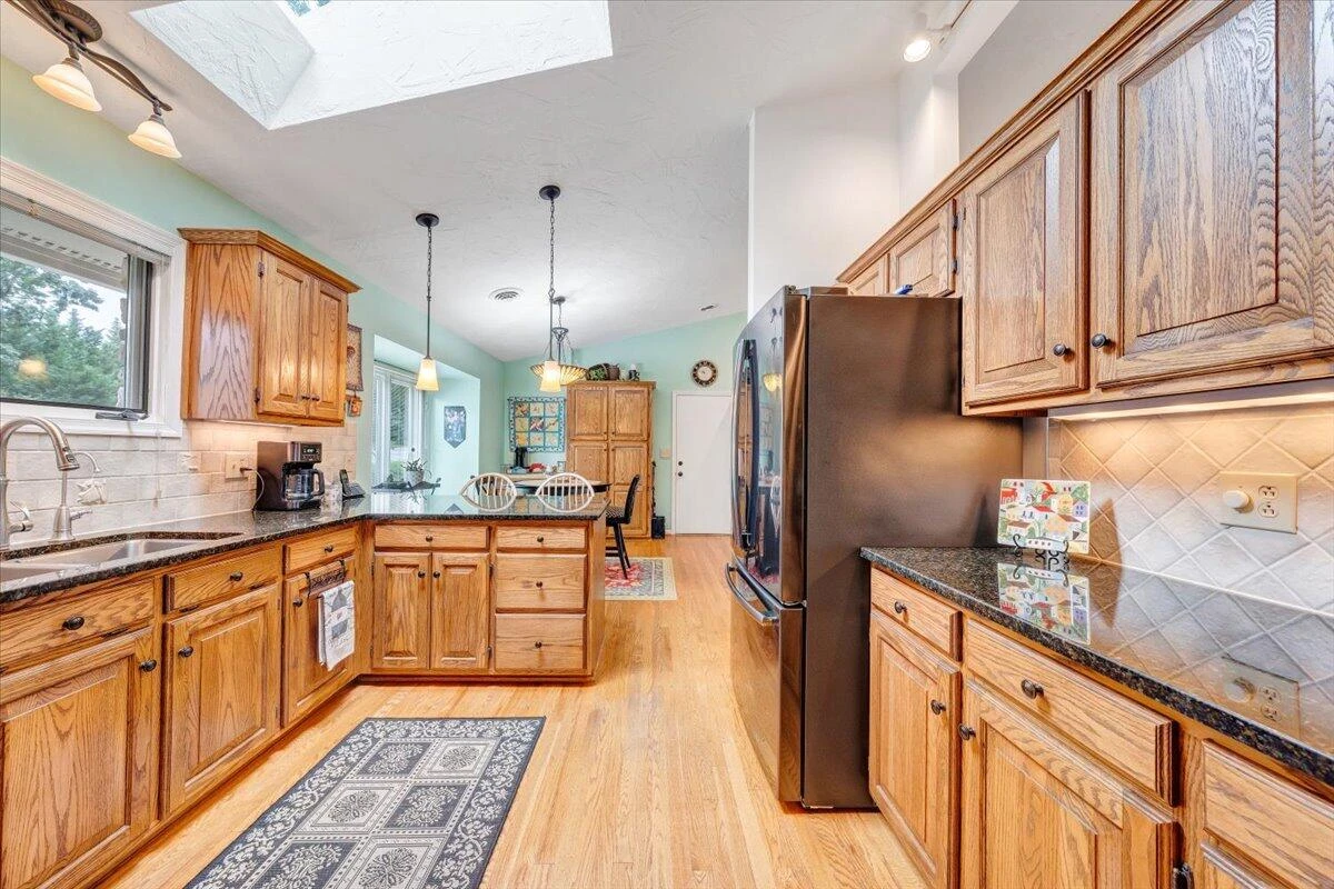 6036 Lakemont DR - Photo 28