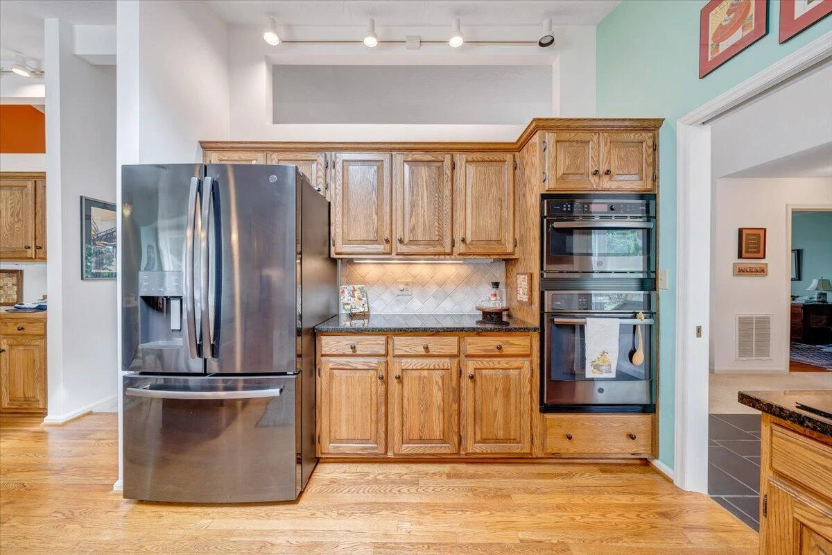 6036 Lakemont DR - Photo 32