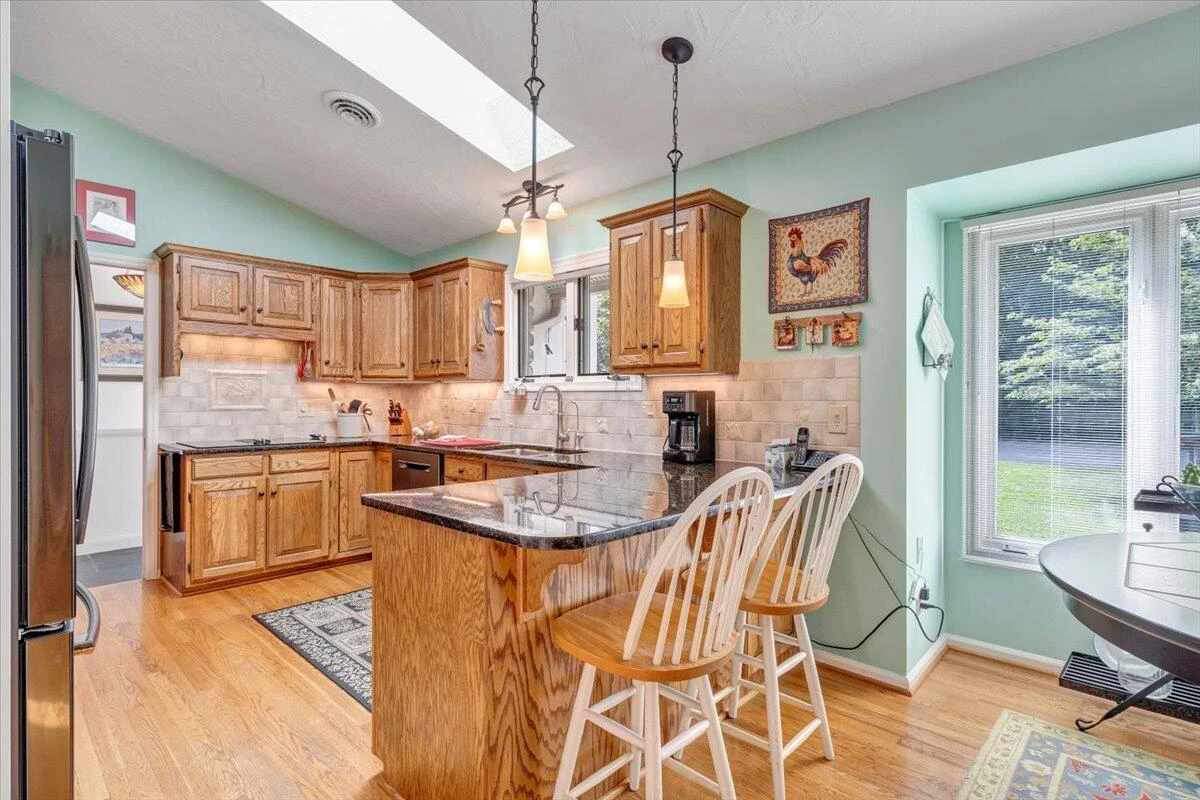6036 Lakemont DR - Photo 35