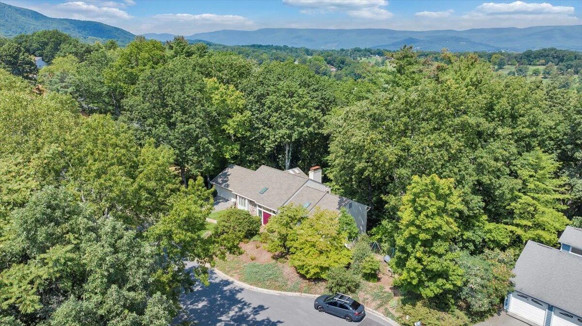 6036 Lakemont DR - Photo 77