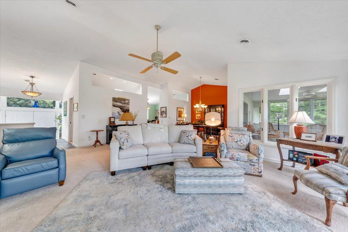 6036 Lakemont DR - Photo 12