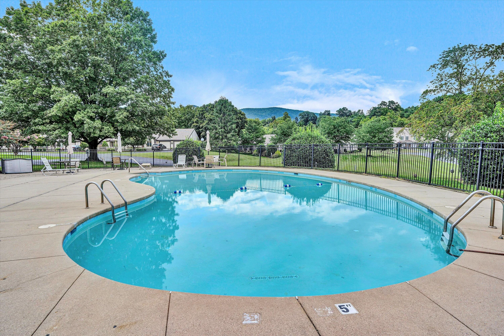 8531 Muirfield CIR - Photo 29