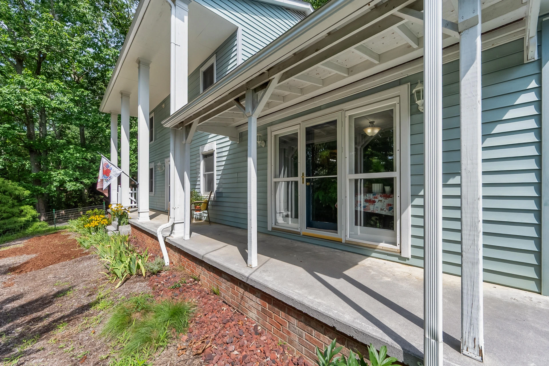 1160 Sherwood DR - Photo 11
