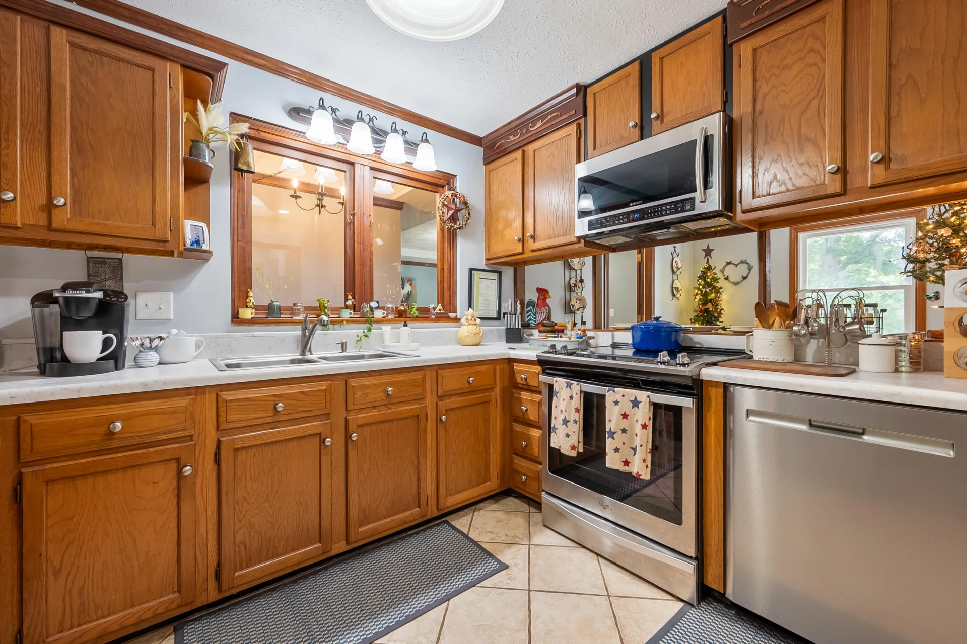 1160 Sherwood DR - Photo 29