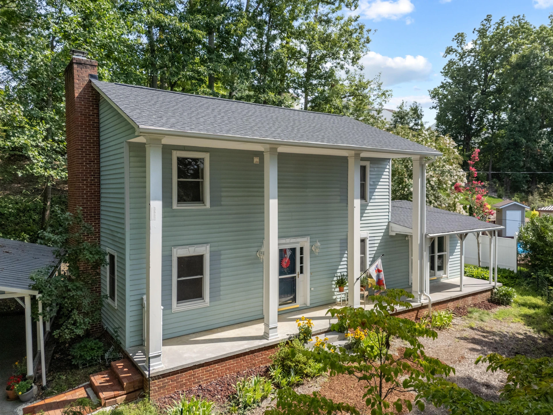 1160 Sherwood DR - Photo 4
