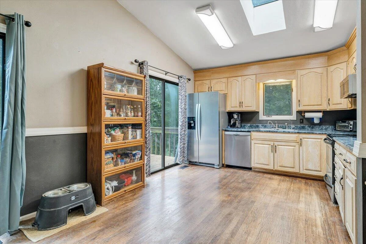 614 Sweetbriar LN - Photo 11