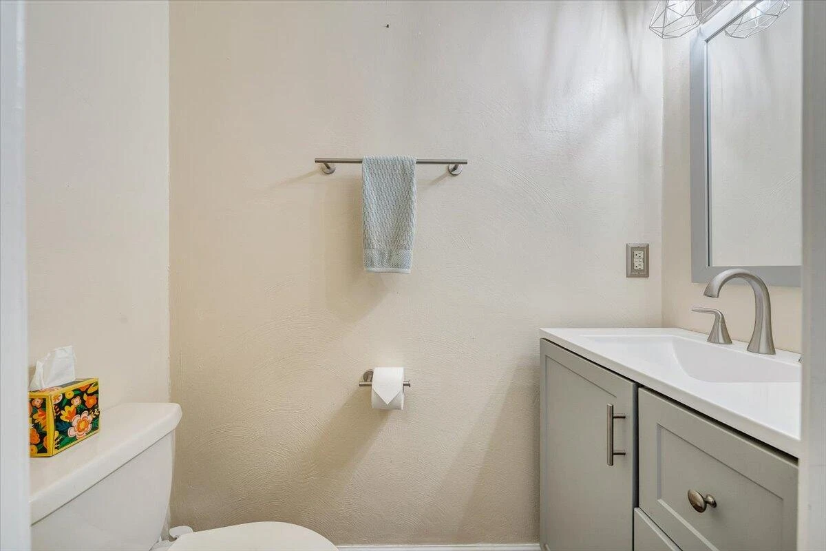 614 Sweetbriar LN - Photo 13