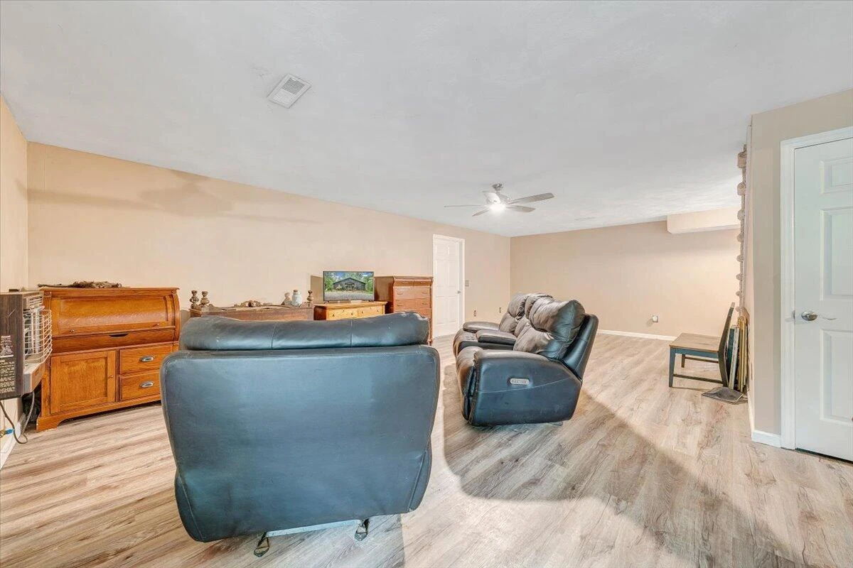 614 Sweetbriar LN - Photo 26