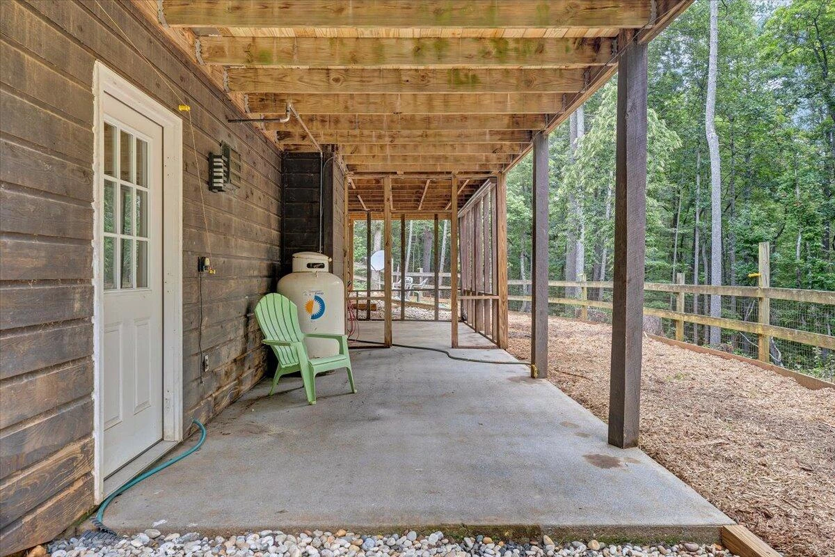 614 Sweetbriar LN - Photo 32