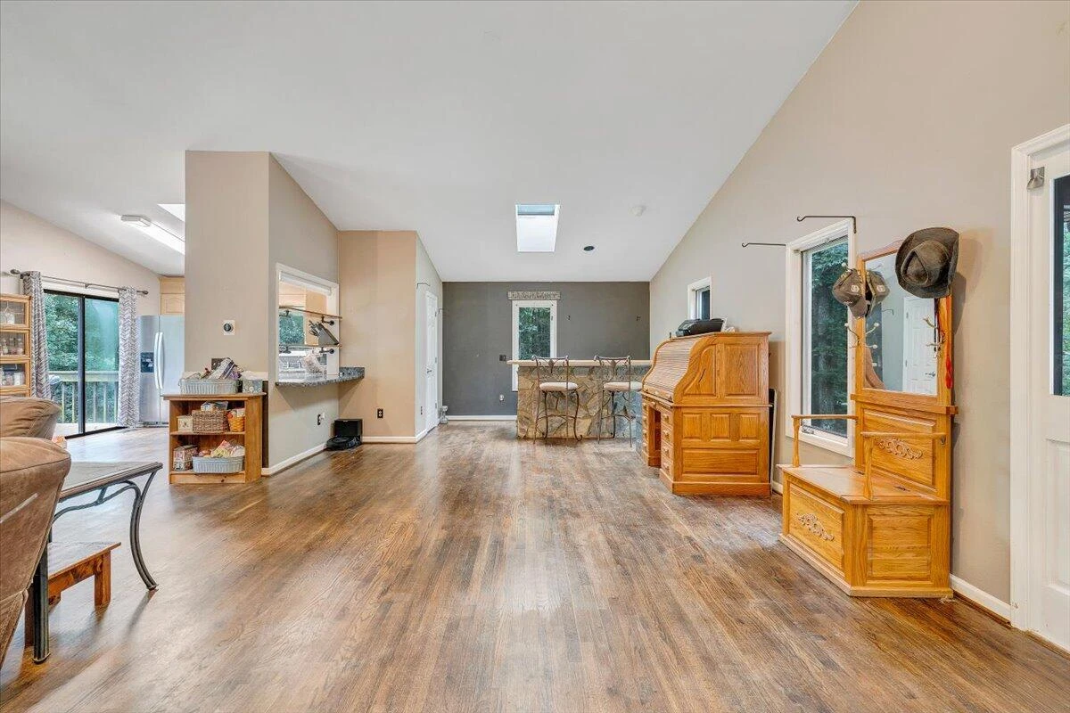 614 Sweetbriar LN - Photo 5