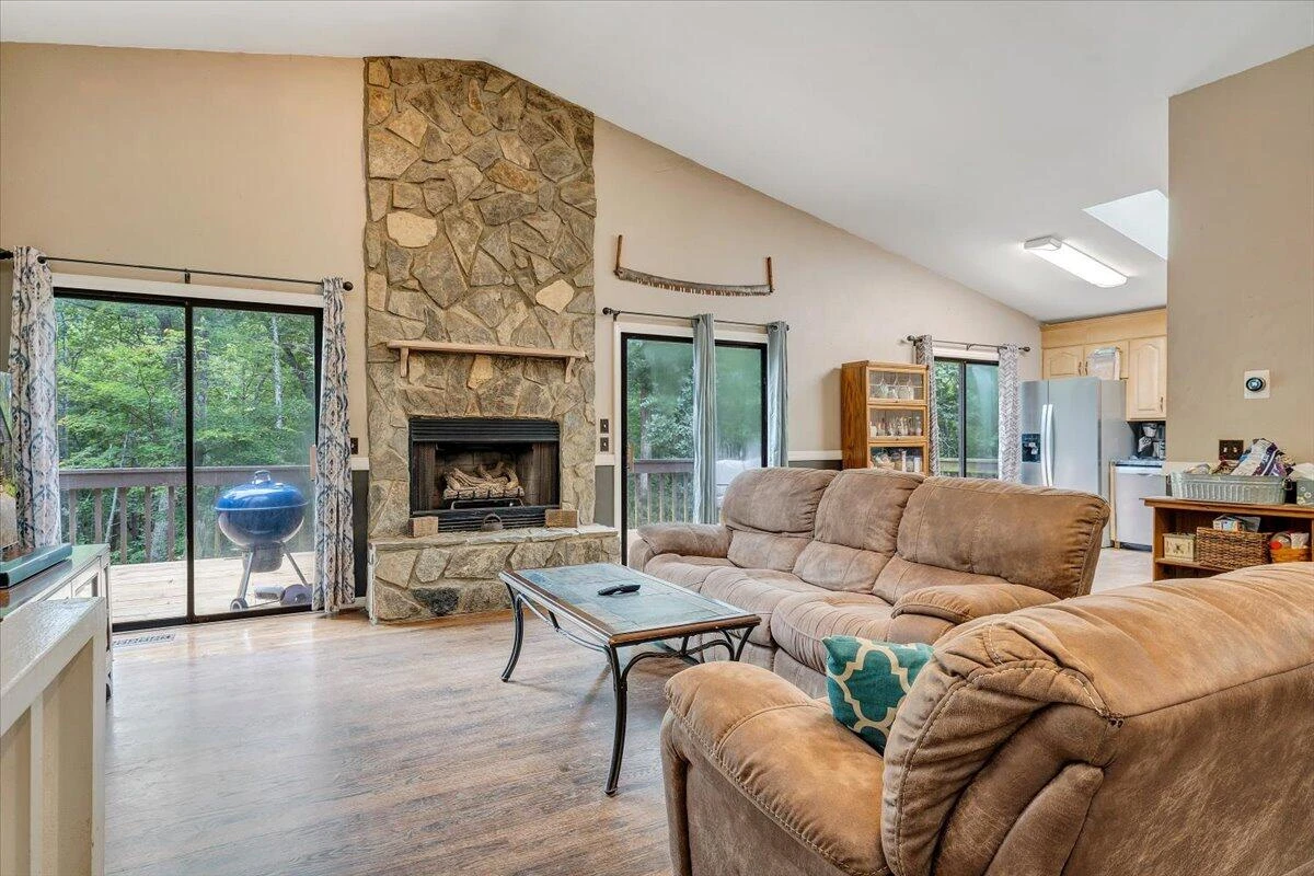 614 Sweetbriar LN - Photo 9