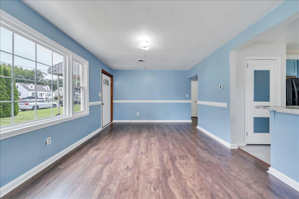 2613 Cornell DR NW - Photo 11