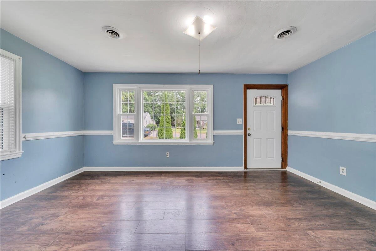 2613 Cornell DR NW - Photo 12