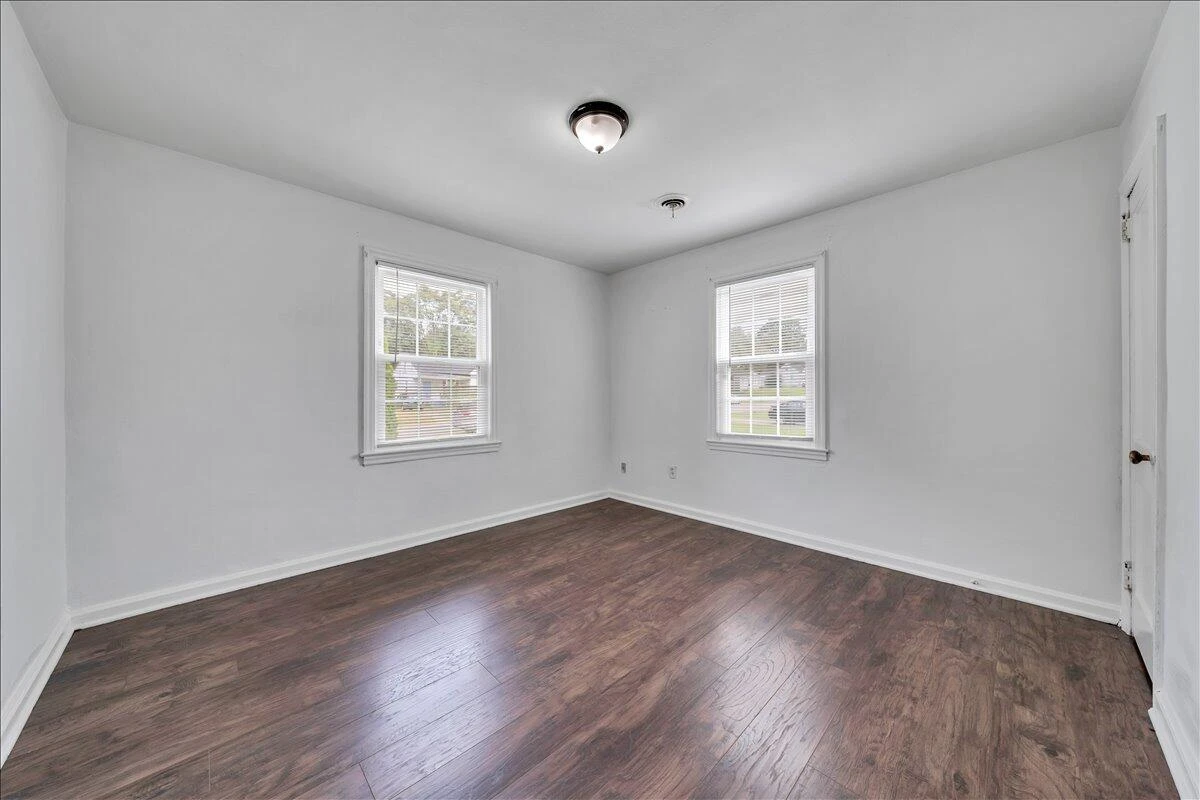 2613 Cornell DR NW - Photo 14