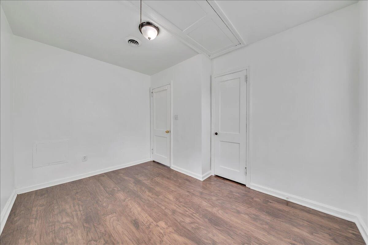 2613 Cornell DR NW - Photo 18