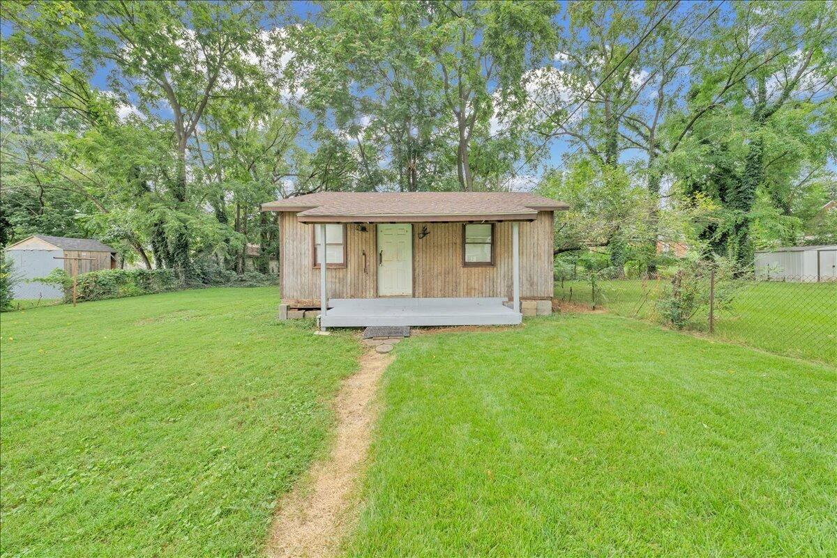 2613 Cornell DR NW - Photo 22