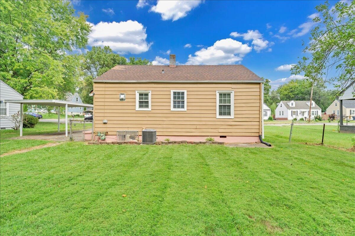 2613 Cornell DR NW - Photo 26