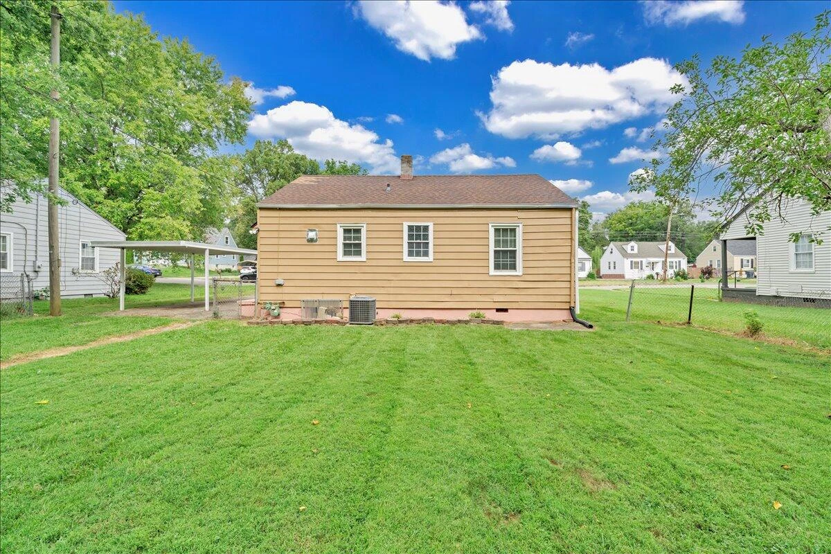 2613 Cornell DR NW - Photo 27
