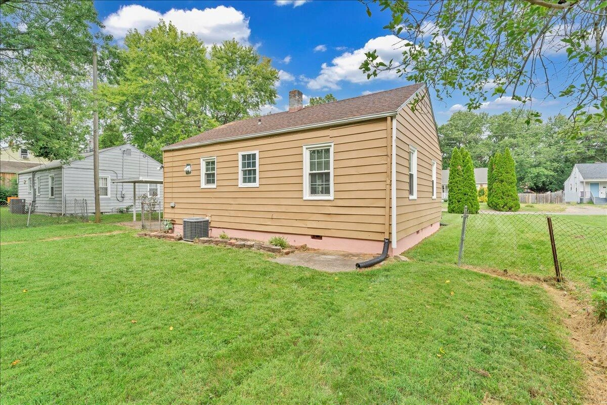 2613 Cornell DR NW - Photo 30